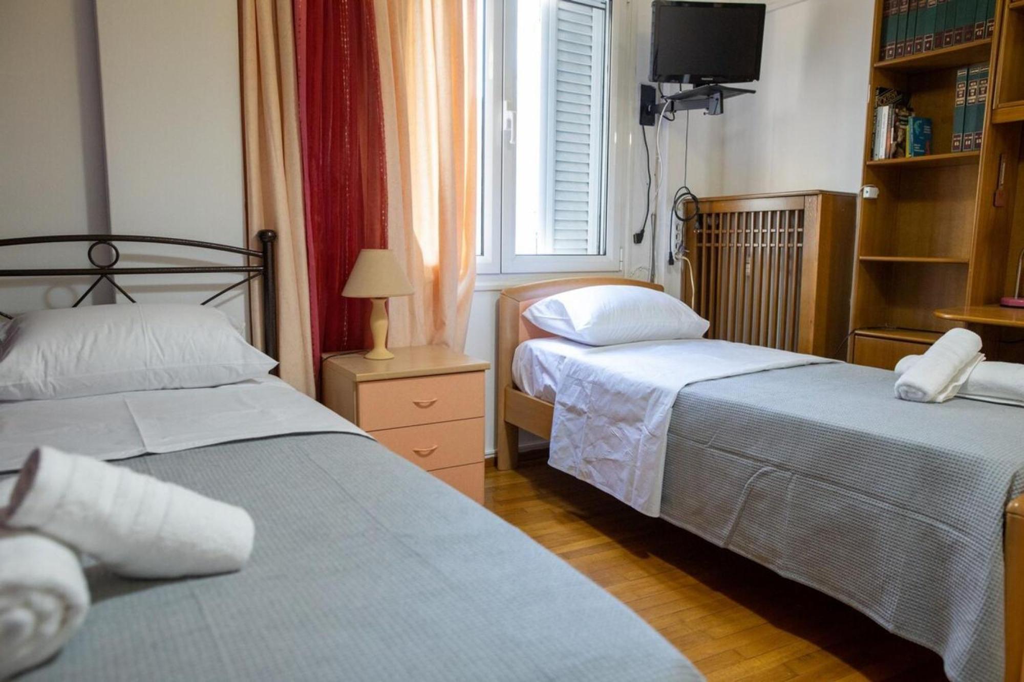Cozy Apartment With Full View Marina Zeas Pire Dış mekan fotoğraf